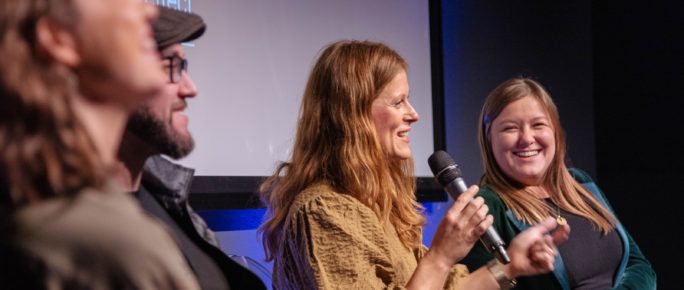 The header shows Farina Shurzfeld, Pia Marten, and Miriam Partington on the Digital Health Gold Rush panel at Factory Berlin.